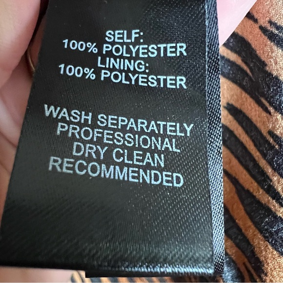 Lulus Fierce Ambition Brown Tiger Print Long Sleeve Top Sz Small NEW Faux Wrap - Picture 9 of 9